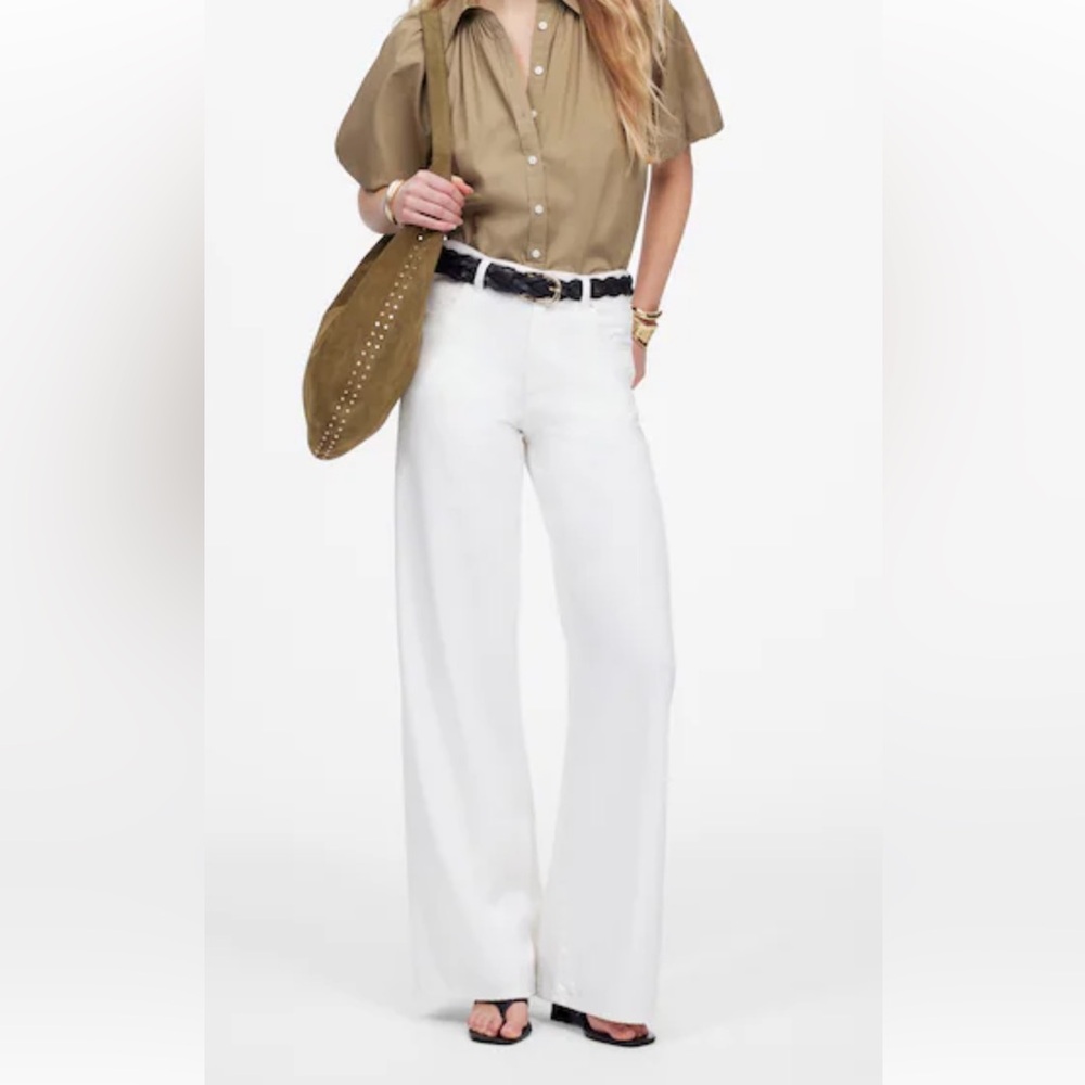 Petite Superwide Leg Jeans in Tile White
Airy De
